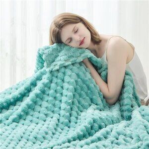 Super Soft Throw Blanket Sage Green Premium Silky Flannel Fleece 3D